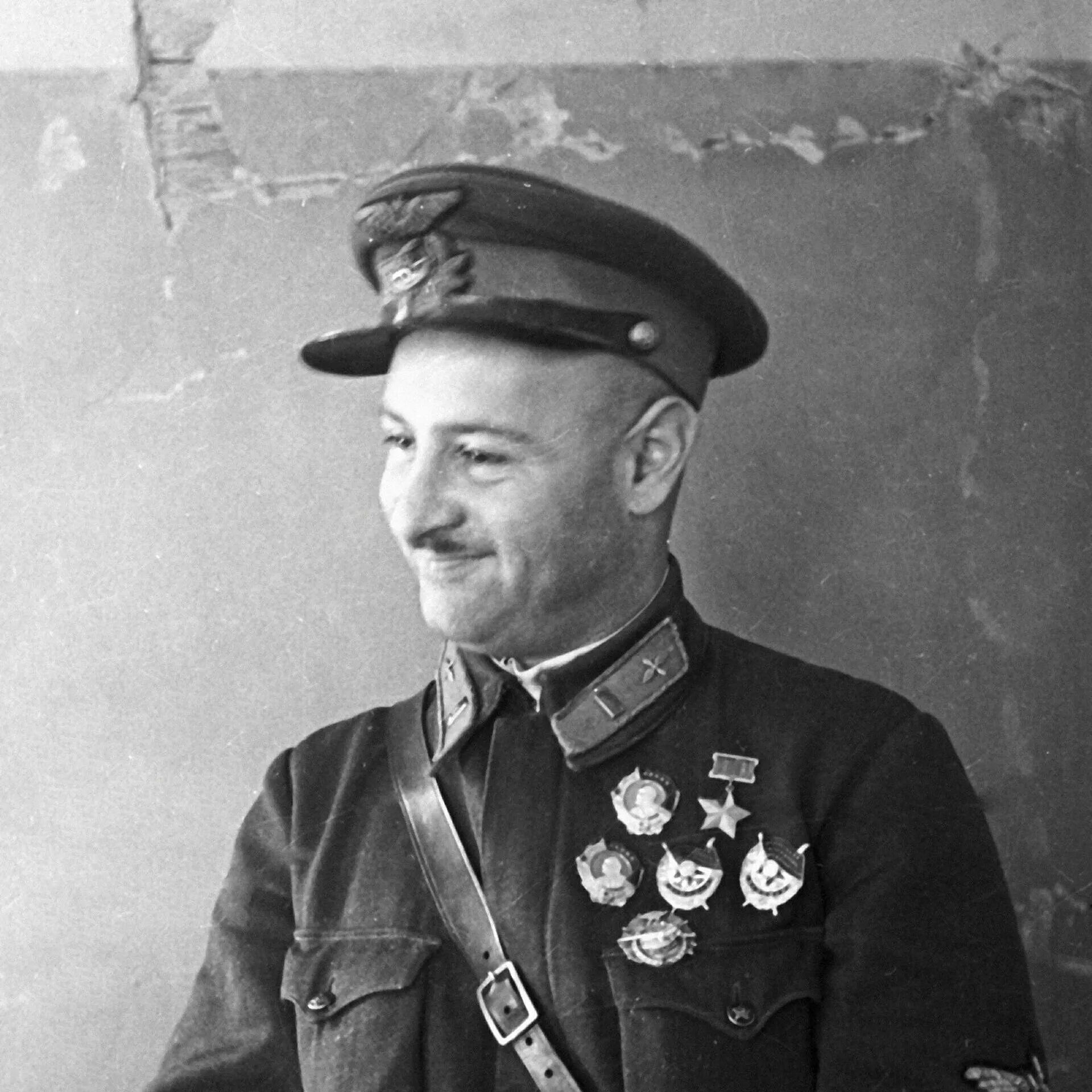 Иван тепляшин александрович. ). Дважды подполковник. Степанян нельсон георгиевич дважды герой советского союза. Нельсон георгиевич степанян.