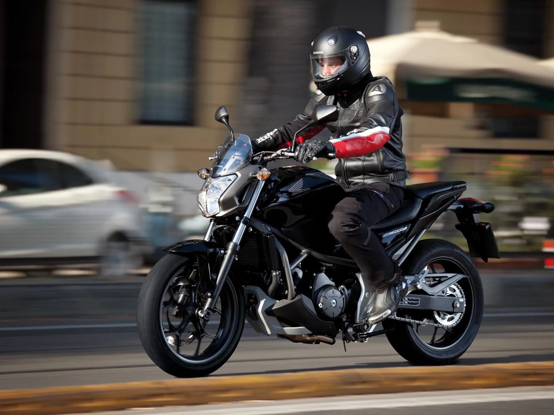 Мотоцикл honda nc. Honda nc700. Мотоцикл Хонда NC 700 S. Honda nc700s 2012. Yamaha nc700.