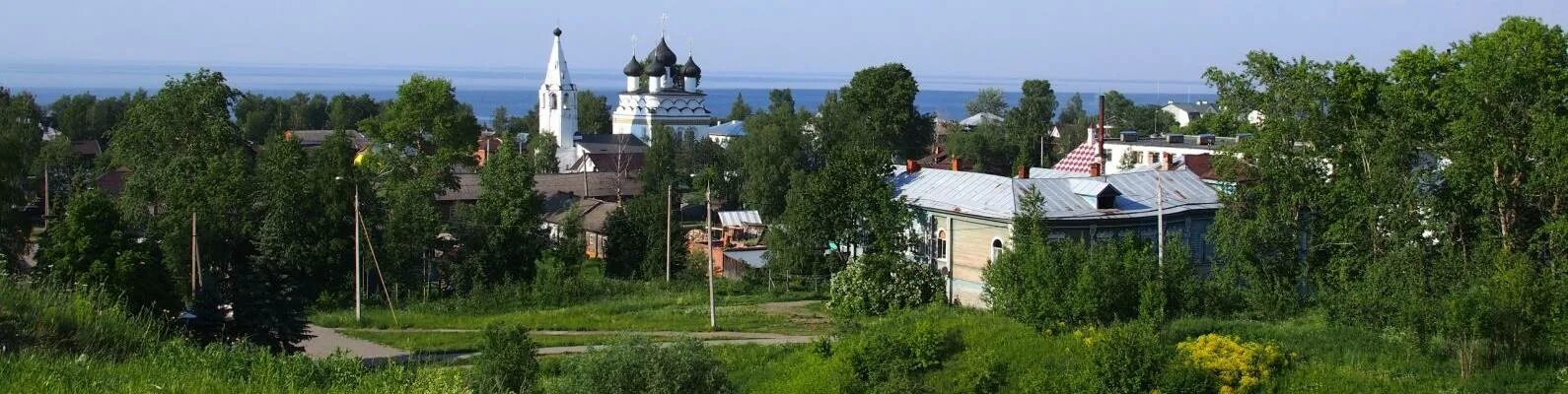 Погода в белозерске на месяц. Белозёрск Вологодской области. Белозерск старинные здания. Архитектура города Белозерск. Юбилей г. Белозерска Вологодской области.