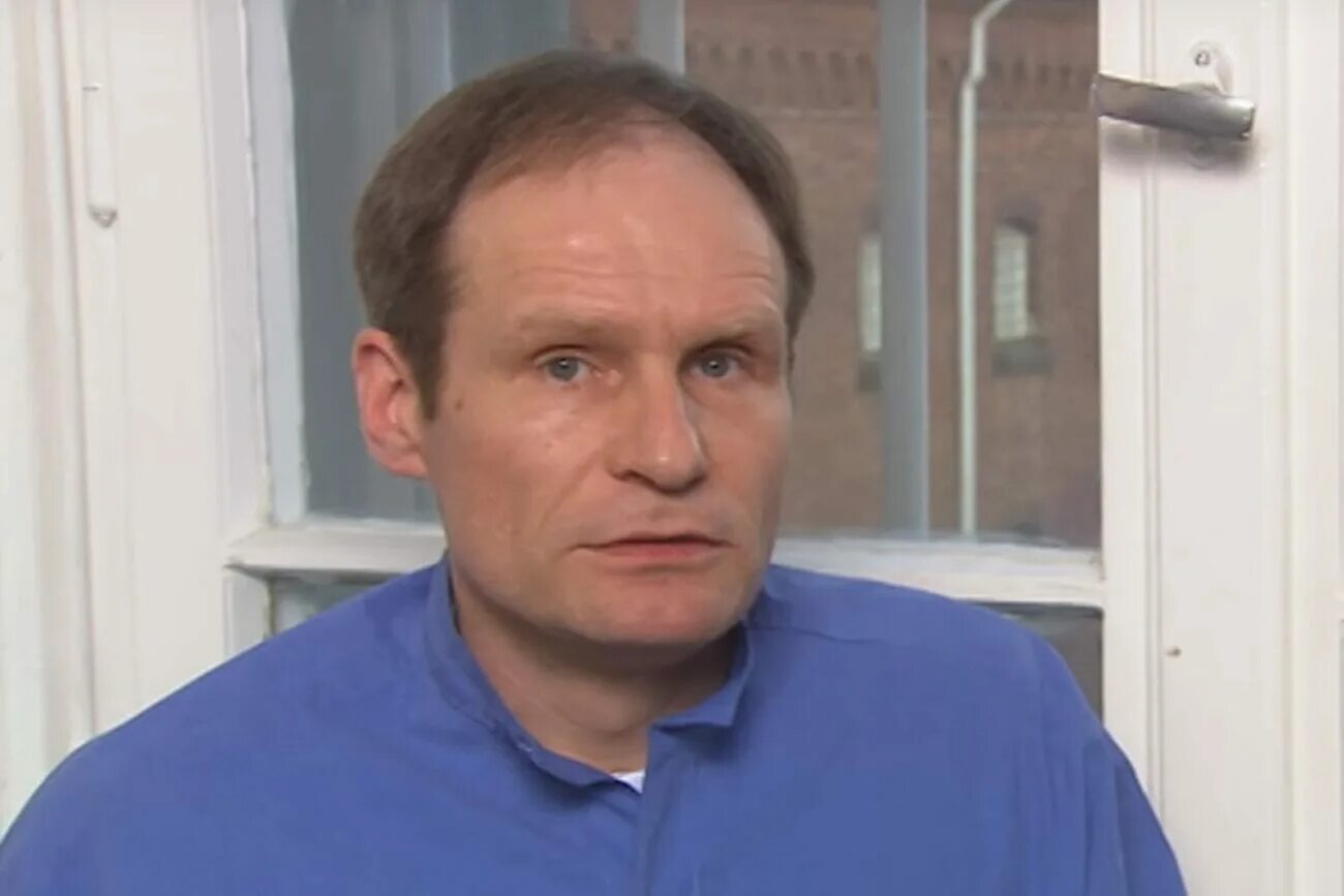 Armin Meiwes в 2001. Армин каннибал. Бернд Юрген Брандес. Юрген брандес