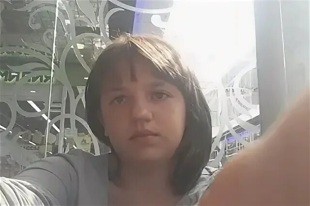 Аня купила 6 огурцов по 33 рубля