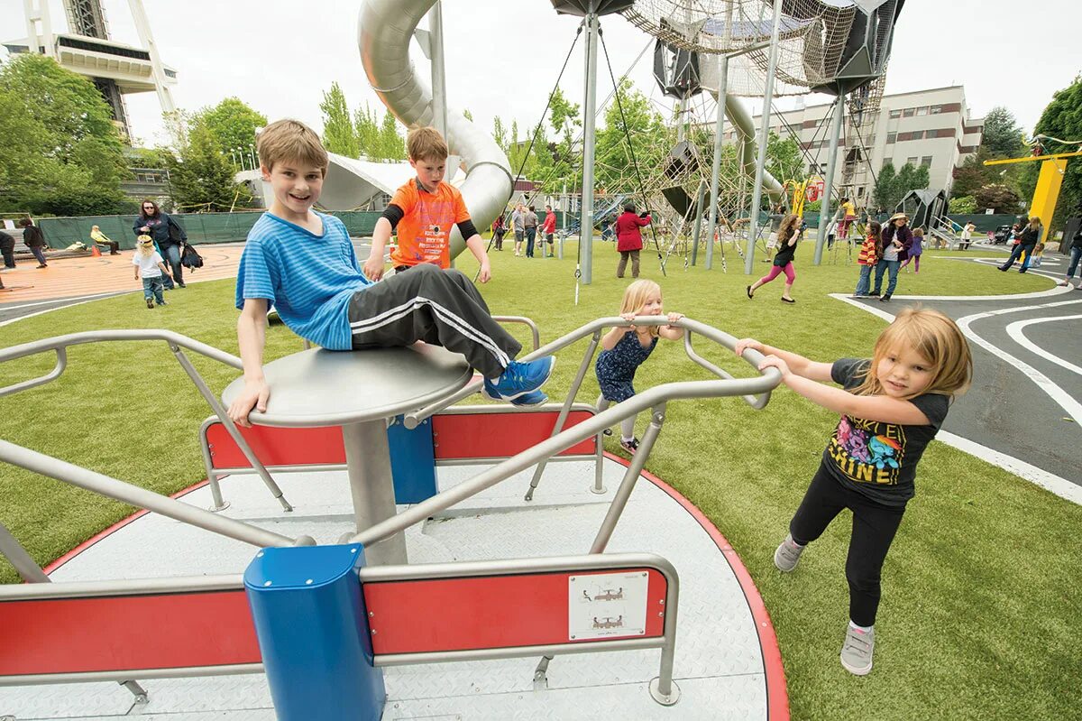 Playground в плей маркете. Уличные развлечения для детей. Парк для детей. Парк научных развлечений. Уличные аттракционы для детей.