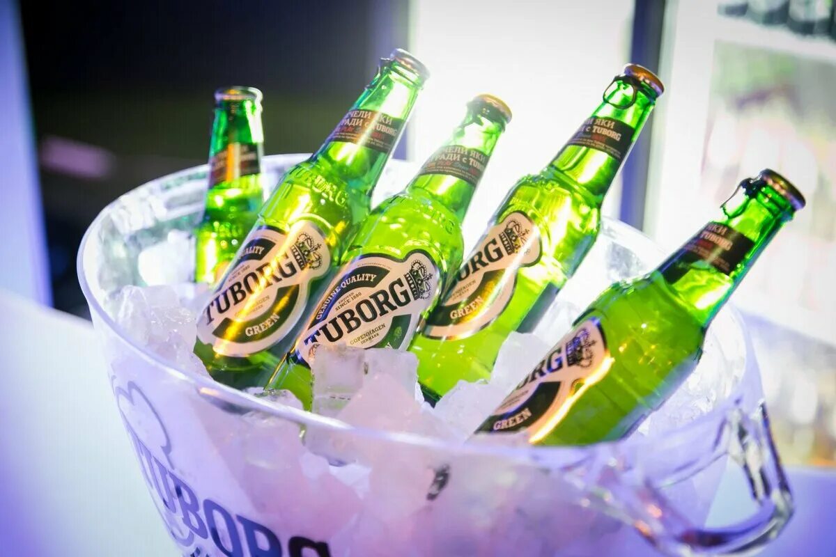 Tuborg пиво. Пиво туборг 2021. Туборг Грин. Балтика туборг. Турбо пиво