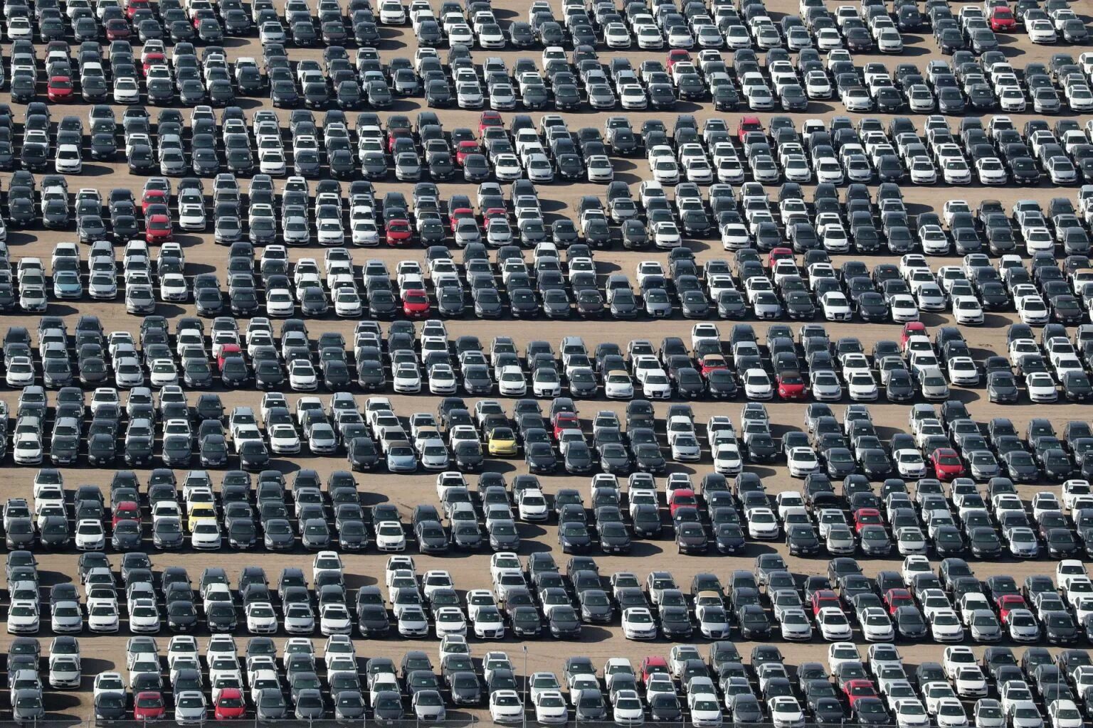 1000 автомобилей. Дизельгейт Volkswagen кладбище автомобилей. Дизельное кладбище автомобилей Volkswagen в США. Кладбище Фольксвагенов в США дизельгейт. Кладбище дизельных Фольксваген в США.