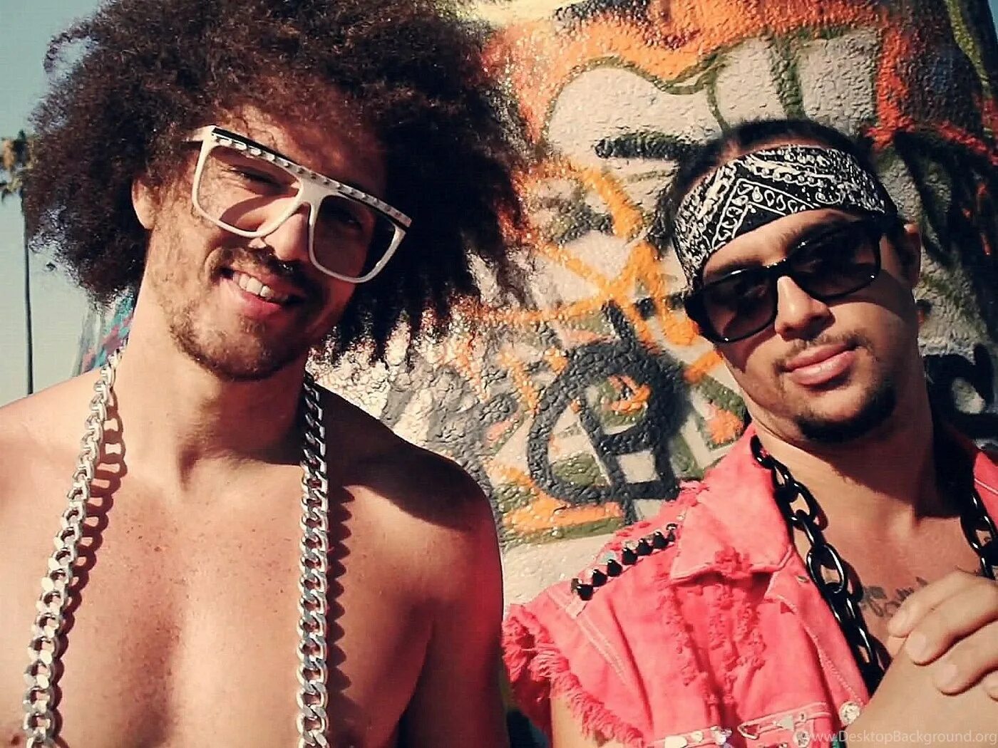 Группа LMFAO 2020. LMFAO 2011. LMFAO 2006. Группа LMFAO альбомы.