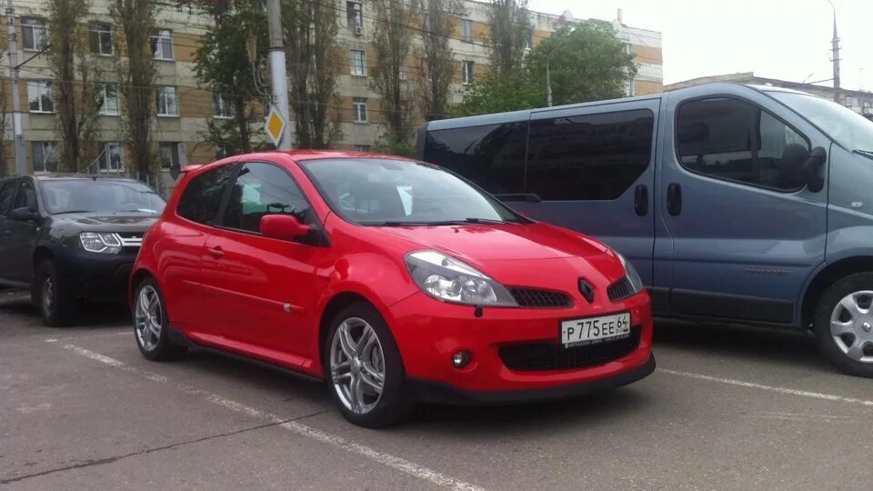 Рено клио ошибка. Рено клио 2 спорт. clio 3 sport. reno clio sport 2008. рено клио 3 спорт.