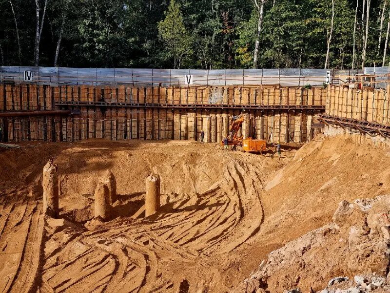 Засыпка фундамента. Котлованы глубиной более 5 м. Котлованы глубиной более 5 м. Выкопать бункер своими руками. Выкопать бункер.