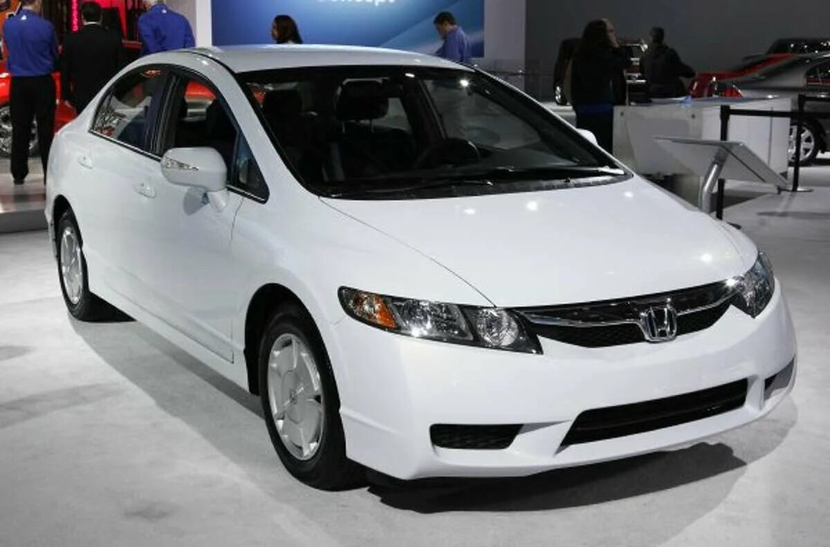 Купить хонда в уфе. Хонда Цивик 2011 гибрид. Honda Civic Hybrid 2013. Хонда Цивик 20. Хонда Цивик 20 года.