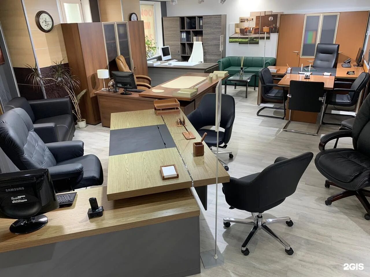 Офис лаборатории касперского во владивостоке. Офисы владивосток. Офис в владивостоке 650 мест. Офисная мебель евроофис. Офис владивосток.