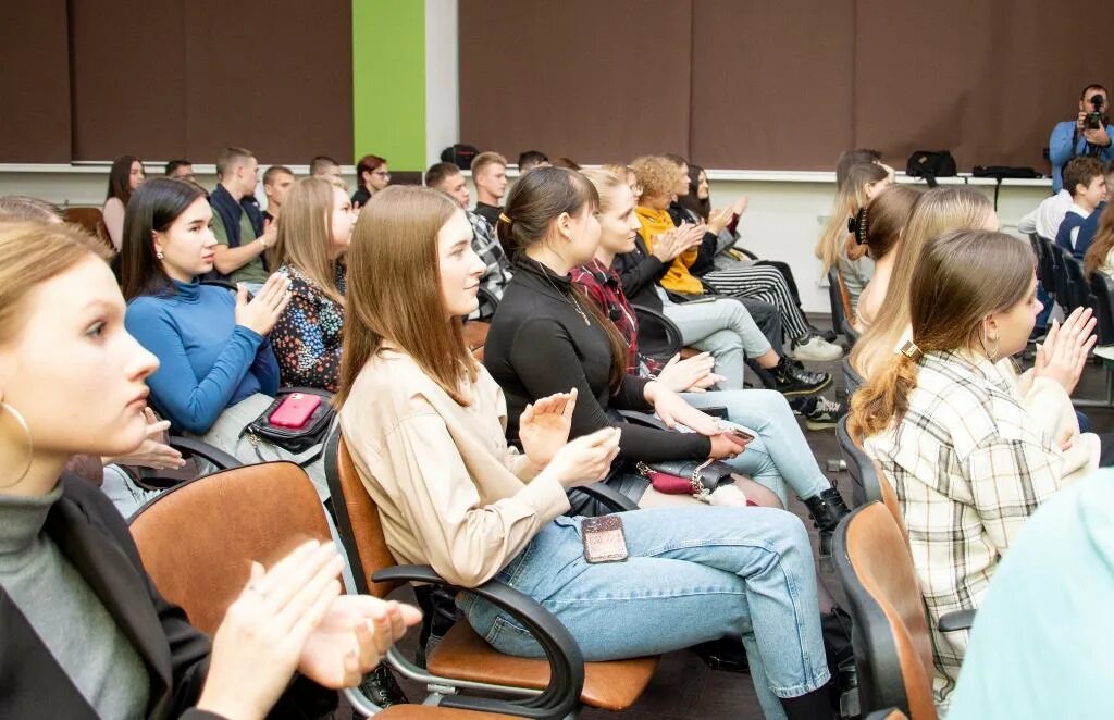 Росмолодежь студенты. Молодые бизнесмены. клуб молодых предпринимателей. клуб молодых предпринимателей росмолодежь.бизнес. молодой предприниматель.
