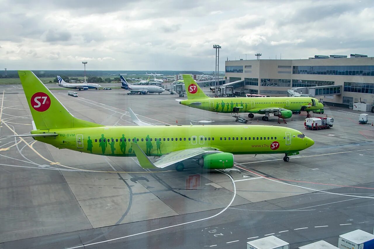 M 0 s 7. самолёт s7 airlines. аэробус а 320 нео с7. компания s7. S7-2007.