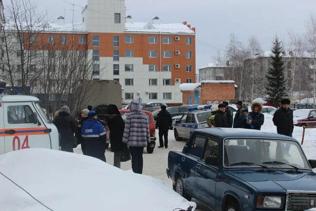 Город югорск хмао югра. Улицы города ханты-мансийска. Детский сад гусельки югорск. Два города югра. Город югорск детский сад гусельки.