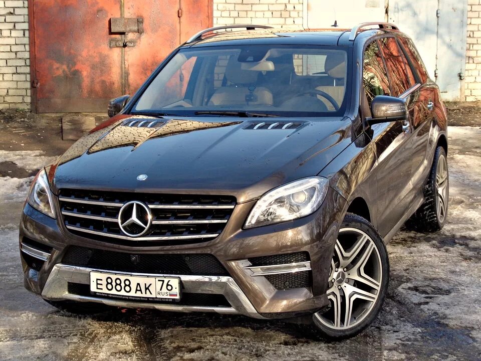 Куплю мерседес мл 166. Mercedes ml w166. Мерседес мл 166. Mercedes ml 166. Мерседес 166 кузов 350 ml.