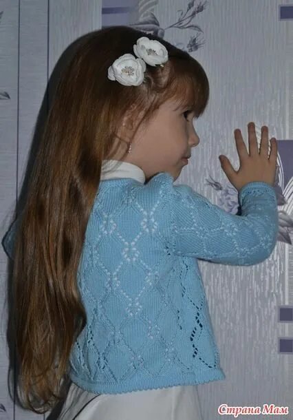 Кофта для девочки спицами. Ажурные детские кофточки. Ажурная кофточка для девочки. Ажурная вязаная кофточка для девочки. Ажурная кофточка для девочки спицами.