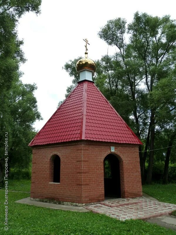 святой источник спаса нерукотворного исаклы. часовня спаса нерукотворного дроновка. исаклах самарская обл. исаклах самарская обл. церковь исаклы самарская область.