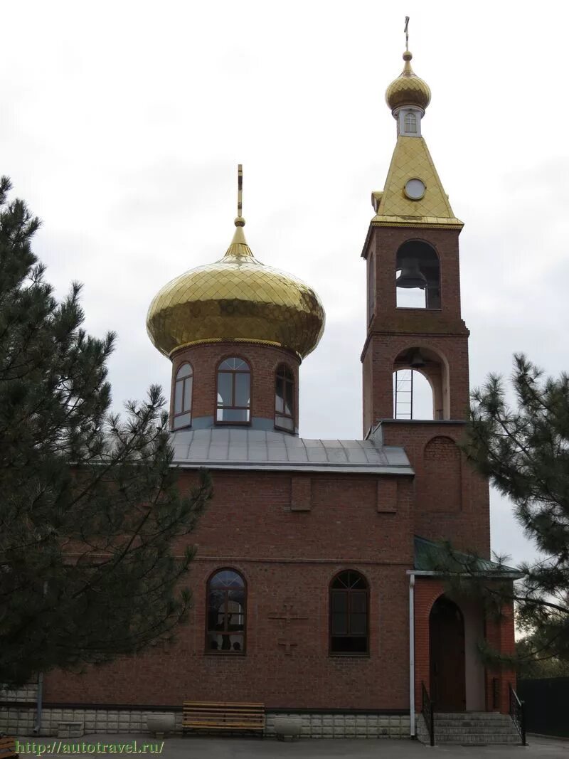 Г пролетарский ростовская область. Храм Пролетарск. Пролетарск Ростовская область Церковь.