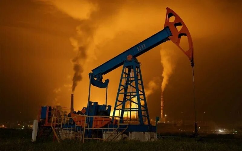 Качает нефть как называется