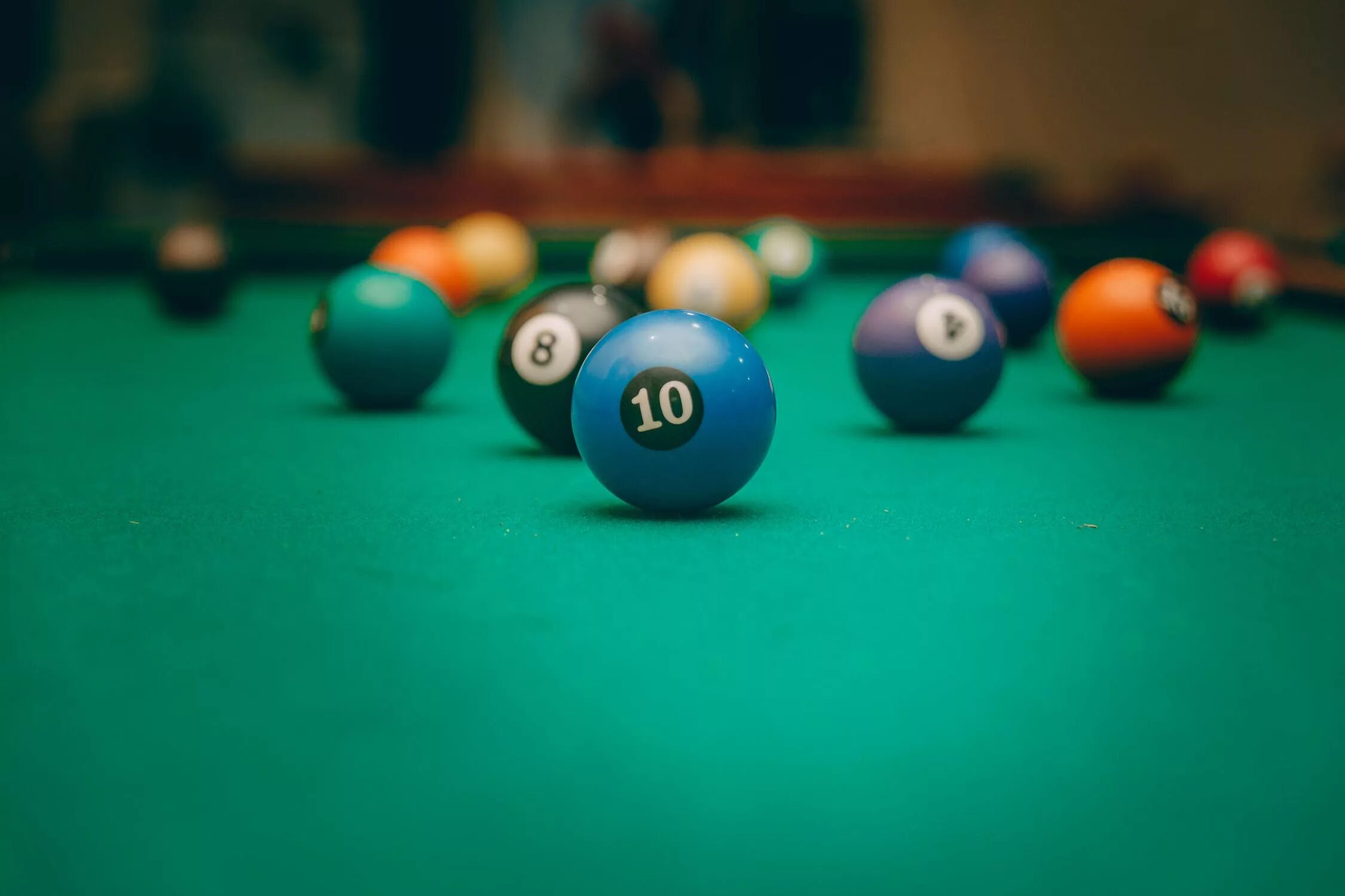 Бильярд полный экран. Биллиард Pool. Бильярдный стол Billiard-Ball. Бильярдные шары. Шары на бильярдном столе.