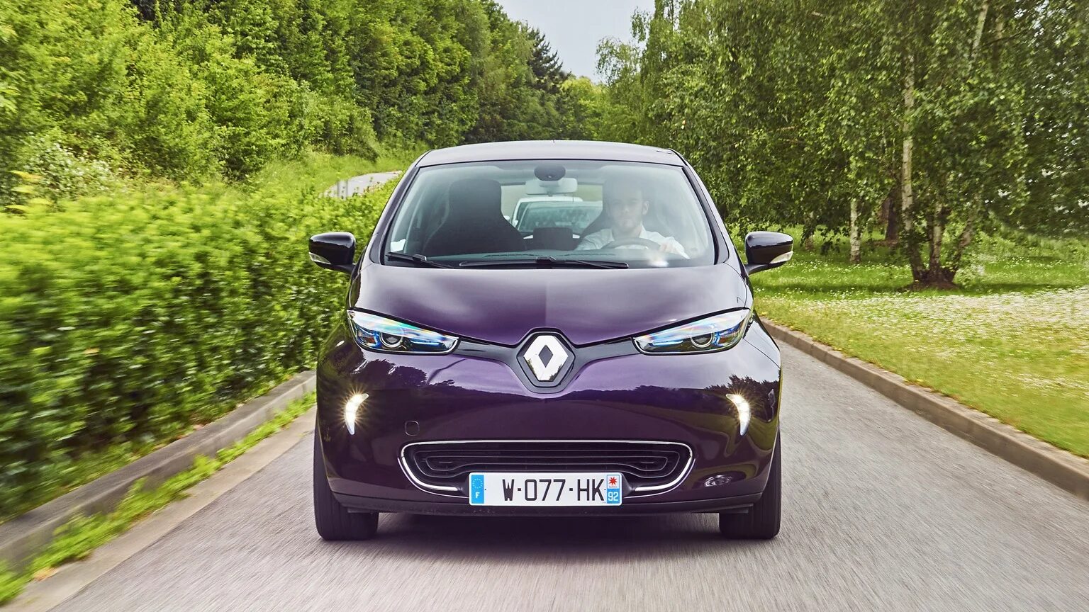 Renault electric. Renault zoe. renault zoe electric. renault zoe 2018. renault zoe электромобиль.