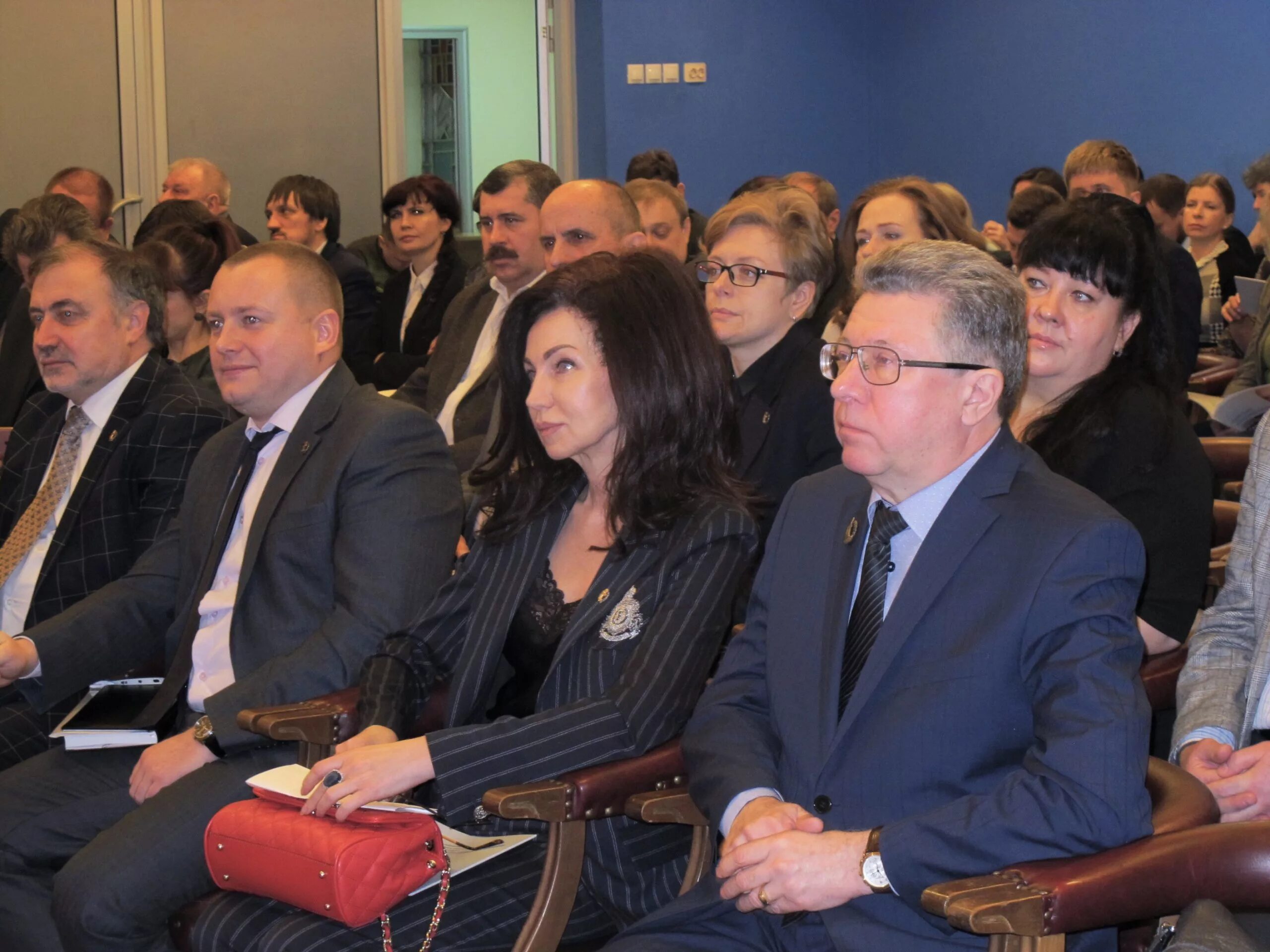 сайт адвокатской палаты ивановской. палата адвокатов иваново. адвокатская палата тамбовской области. сайт адвокатской палаты ивановской. апио ивановской области.