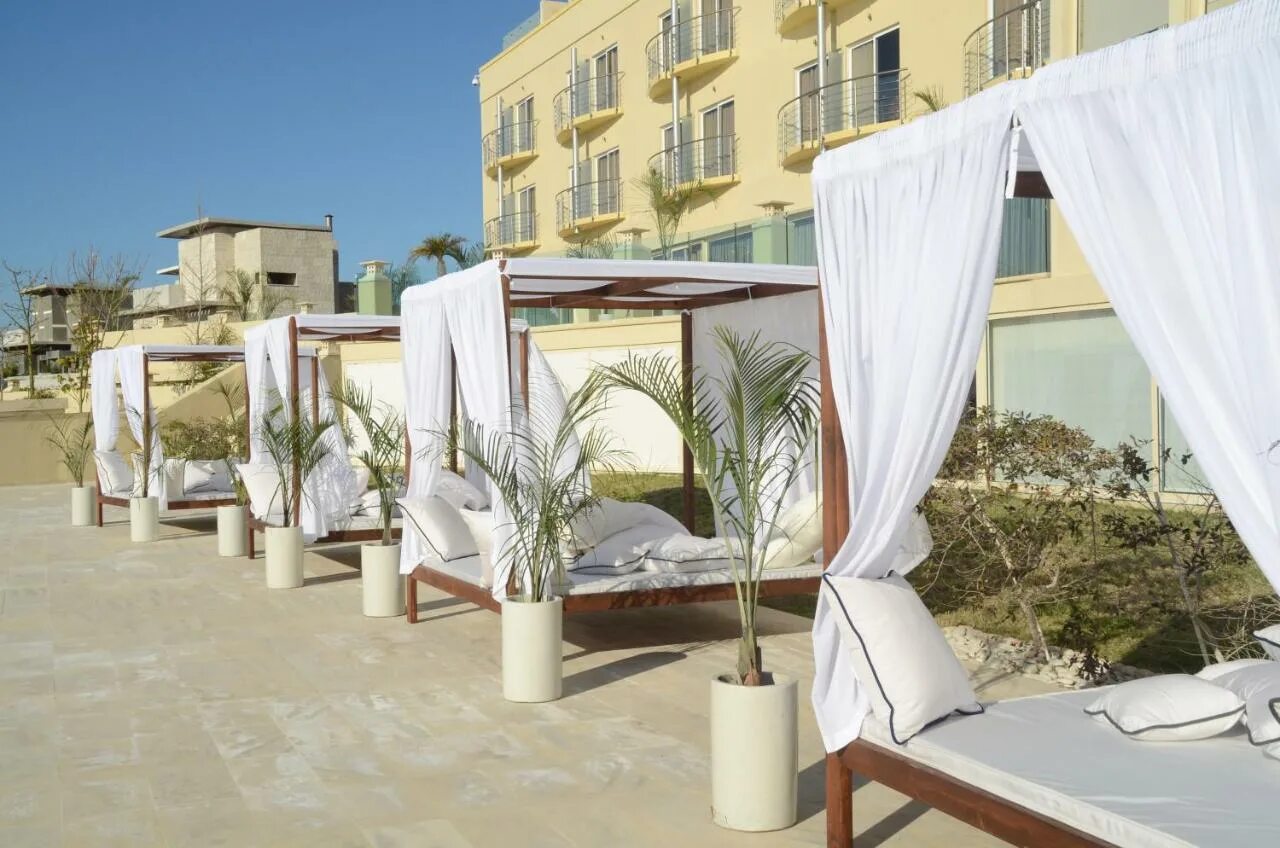 Ороклини кипр фото. E hotel. E hotel. Ороклини ларнака маринас мини хотель. Perivolia tou trikomou.