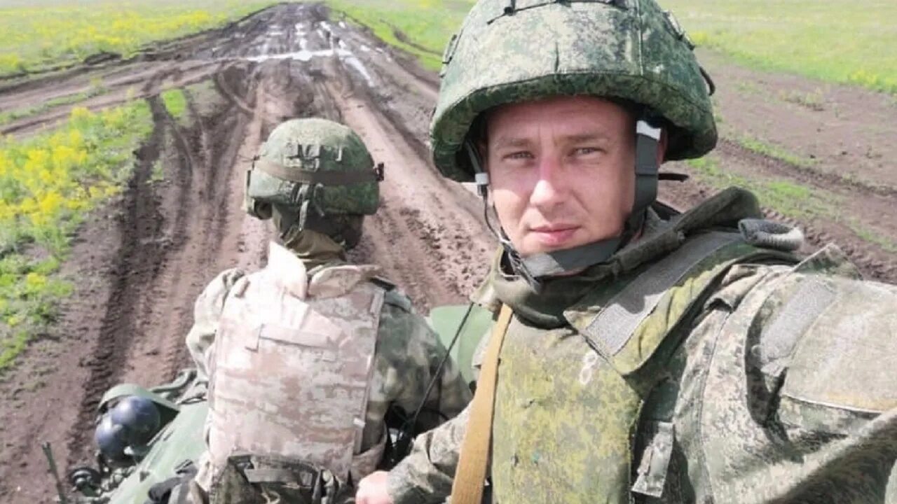 Военные в пермском крае. Контрактники. Каска Военная. Военные Украины.