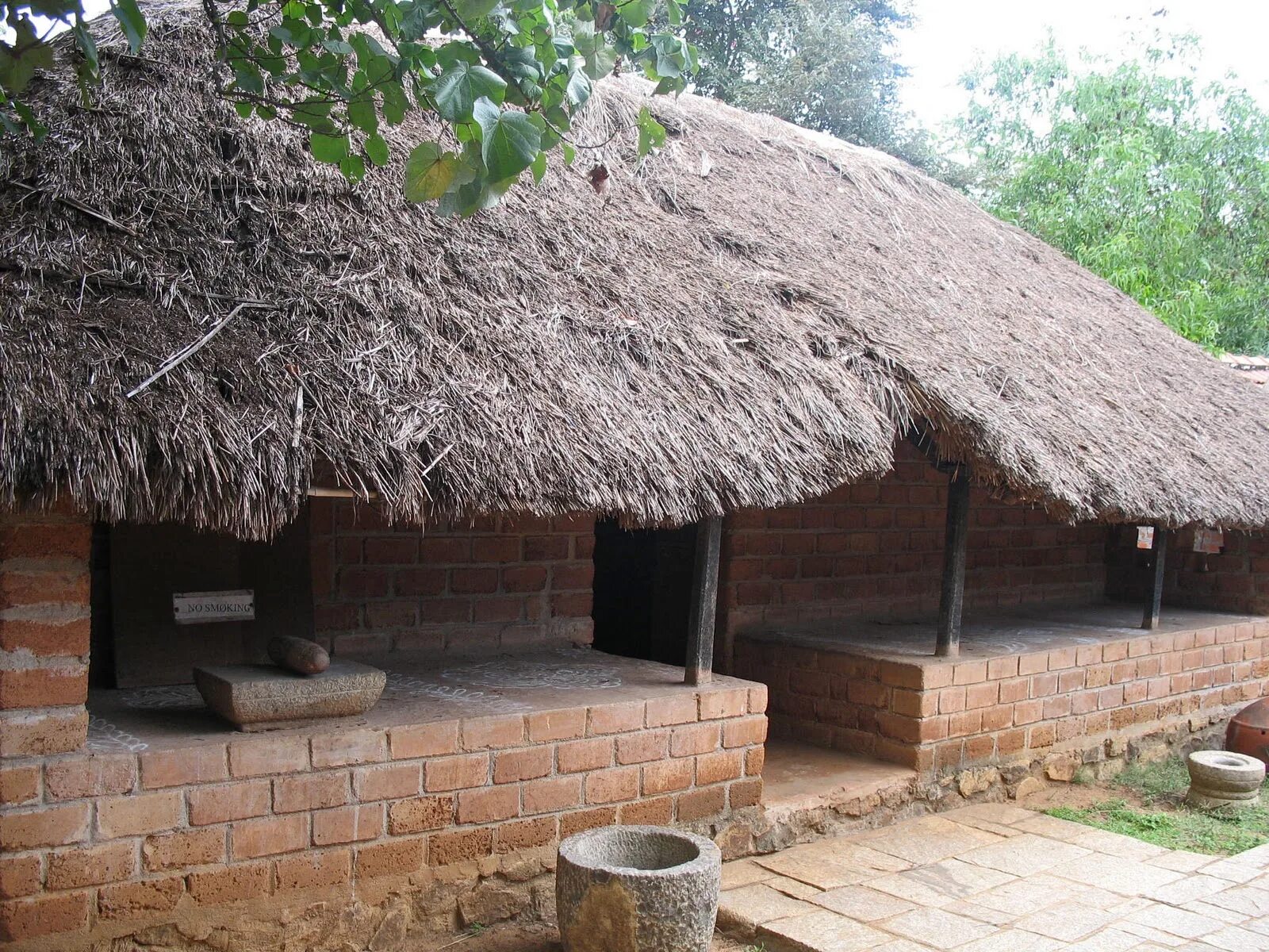 Дома в Индии. Традиционный индийский дом. Арабские сельские домики. Жилые дома в Индии. Хат калантаевского