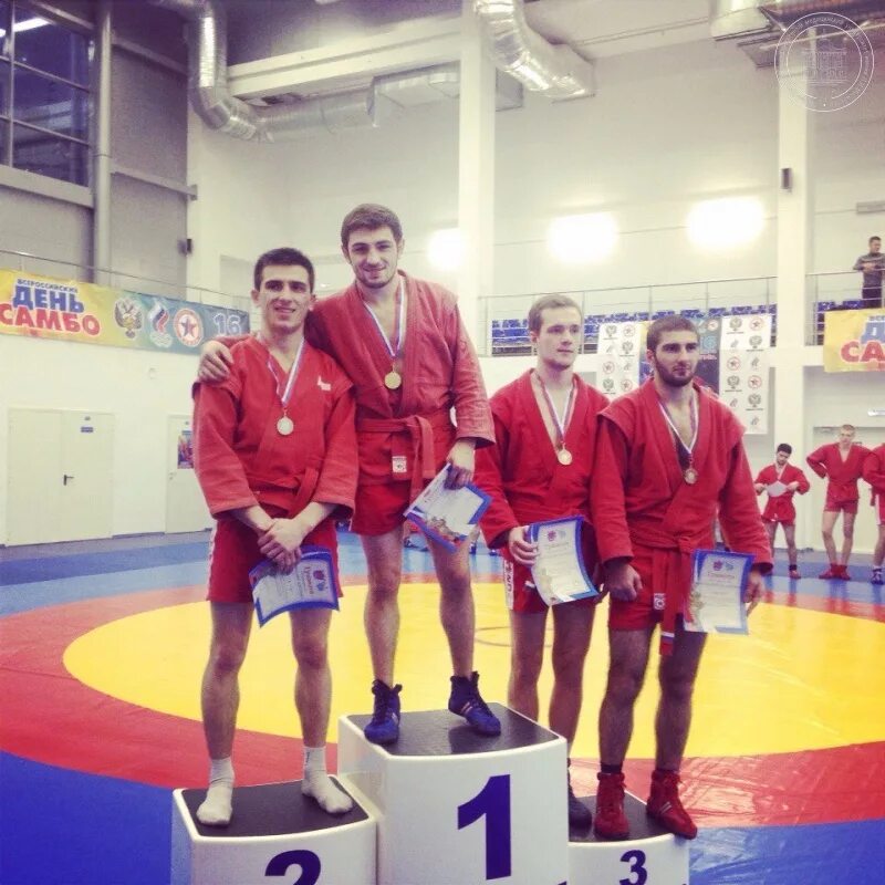 Куликов давид самбо ростов на дону. Кгавм самбо студенты. Самбо среди молодёжи девушки. Самбо студенты. Первенство красноярского края по самбо.