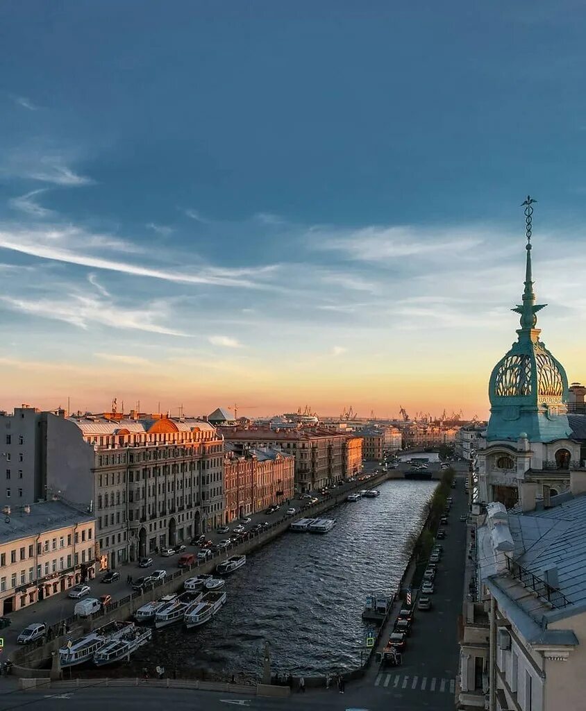 город питер белые ночи. петербург город контрастов. питер в 7 утра. утро в петербурге. раннее утро в петербурге.