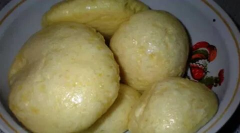 Тесто на вареники на молоке с яйцами