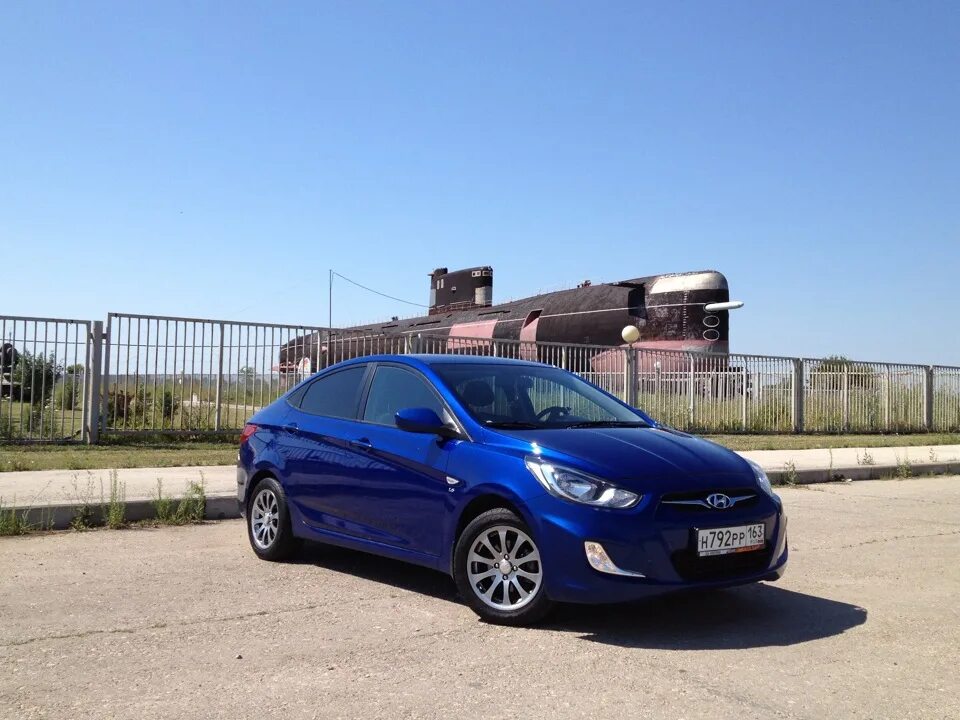 Купить солярис нс. Hyundai Solaris 2011. Хендай Солярис 2011 1.6. Хендай Солярис 2011 синий. Солярис 1 2011.