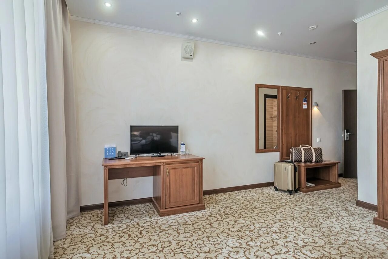 уралтау гостиница нефтекамск. гостиница урал нефтекамск. сайт гостиницы урал нефтекамск. нефтекамск гостиница урал тау-р. отель урал тау нефтекамск.