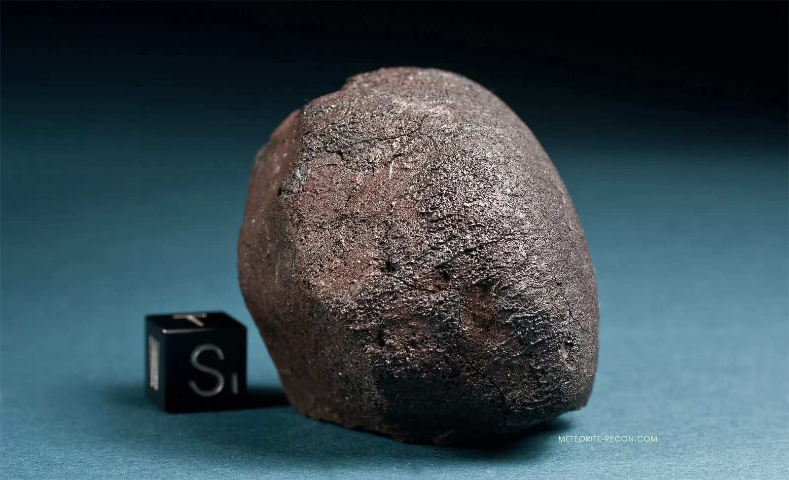 Признаки метеорита. Метеороиды происхождение. Происхождение метеоритов. Астероиды класса с. Метеориты форма.
