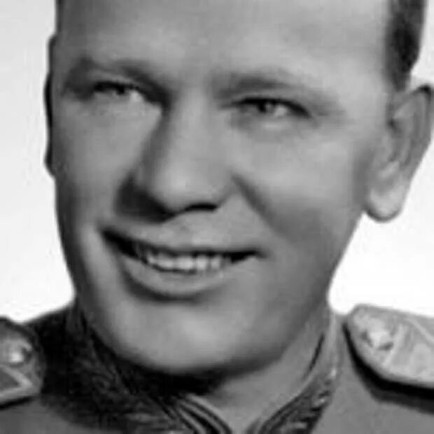 Павел Фитин, начальник разведки, которой не было равных. Это ему писал Штирлиц "