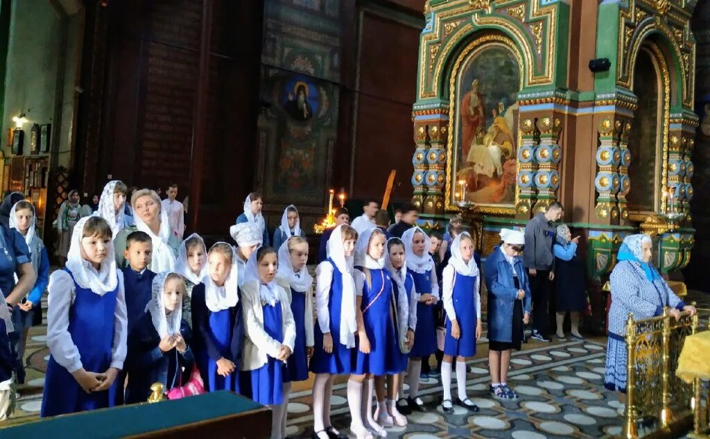 Гбуз мо эцгб электросталь. Православная гимназия электросталь. Православная гимназия электросталь. Электросталь электронный православная. Православная гимназия имени андрея рублева электросталь.