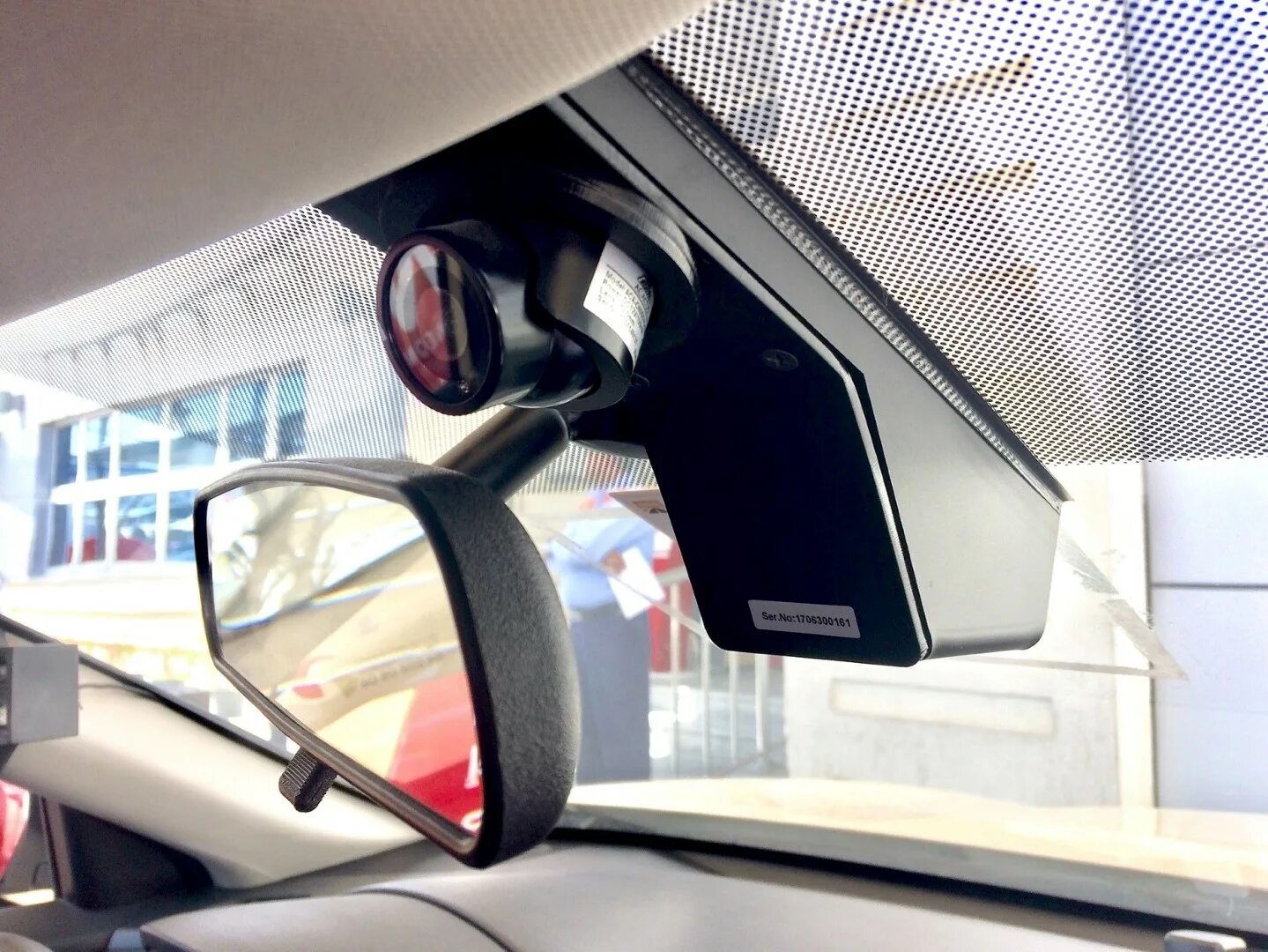 Видеонаблюдение салона автомобиля. Видеонаблюдение в салоне автомобиля. видеонаблюдение в машине. камера видеонаблюдения в машину. камера в салон автомобиля.