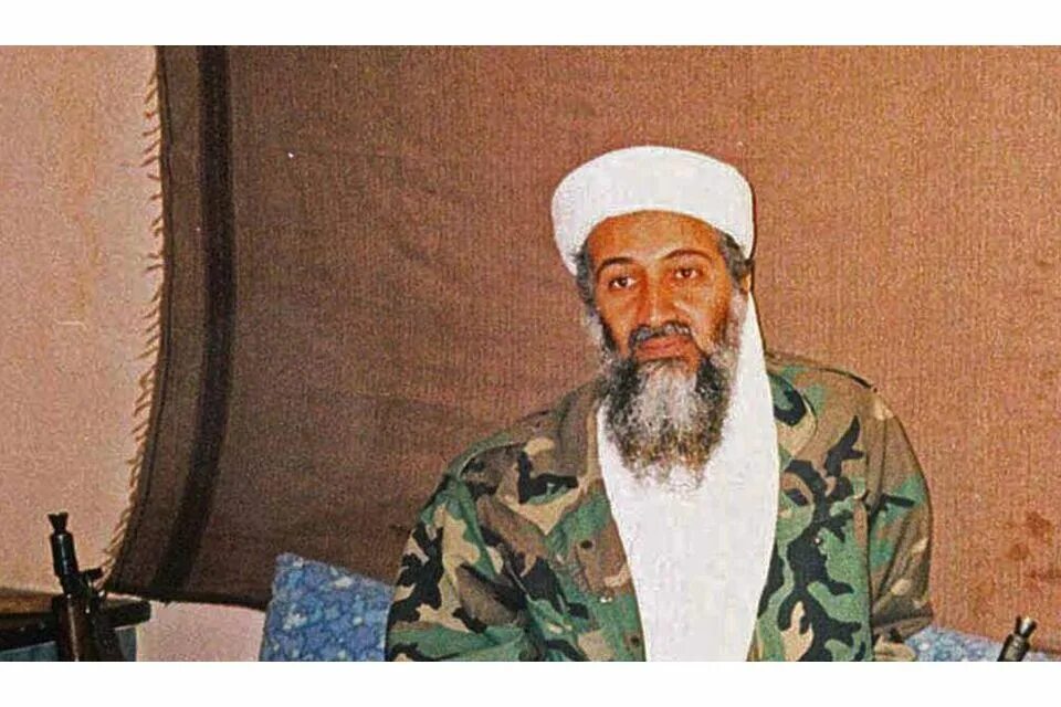 Авад бен ладен. Усама бен ладен. аль джазира бен ладен. усама бен ладен с автоматом. бен ладен рост.