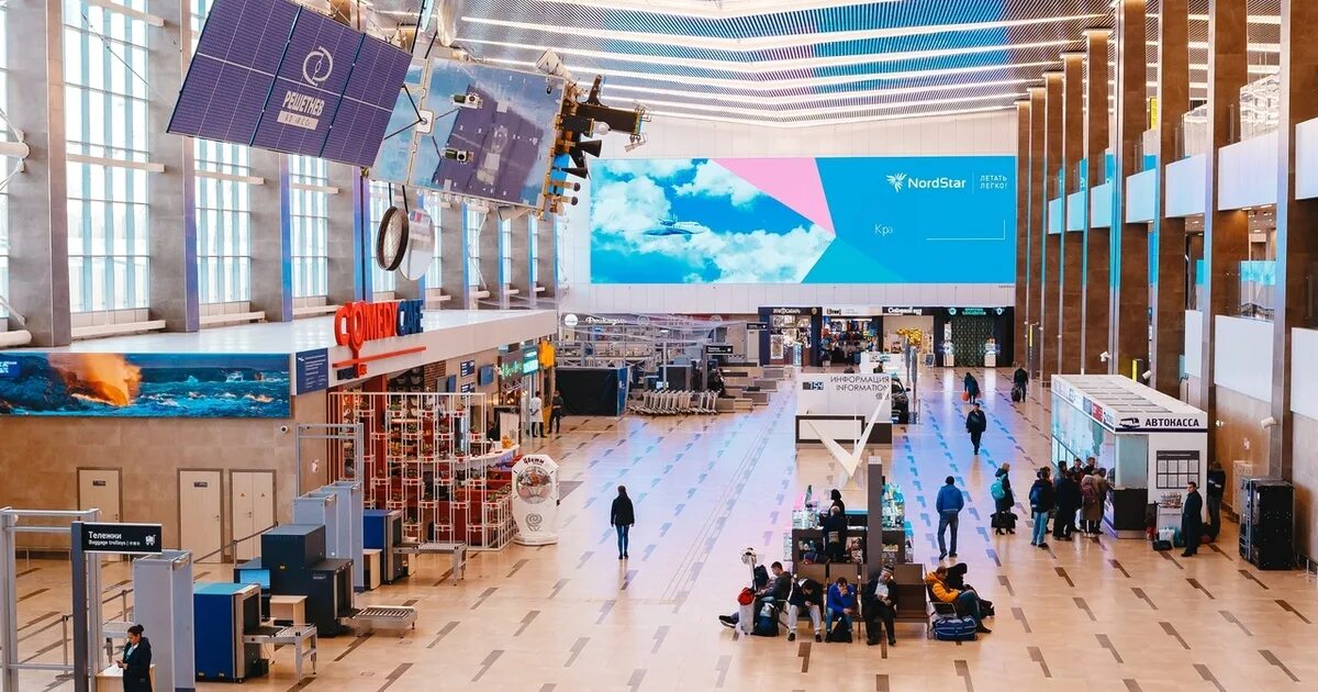 Аэропорт красноярск 2014. Работа аэропорт красноярск. Работа аэропорт красноярск. Аэропорт красноярск спутник. Аэропорт емельяново красноярск самолеты.