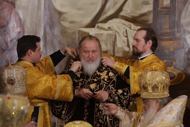 патриарх кирилл интронизация. интронизация патриарха кирилла 2023. патриарх кирилл интронизация 2009. интронизация это простыми словами. патриарх кирилл интронизация 2009.