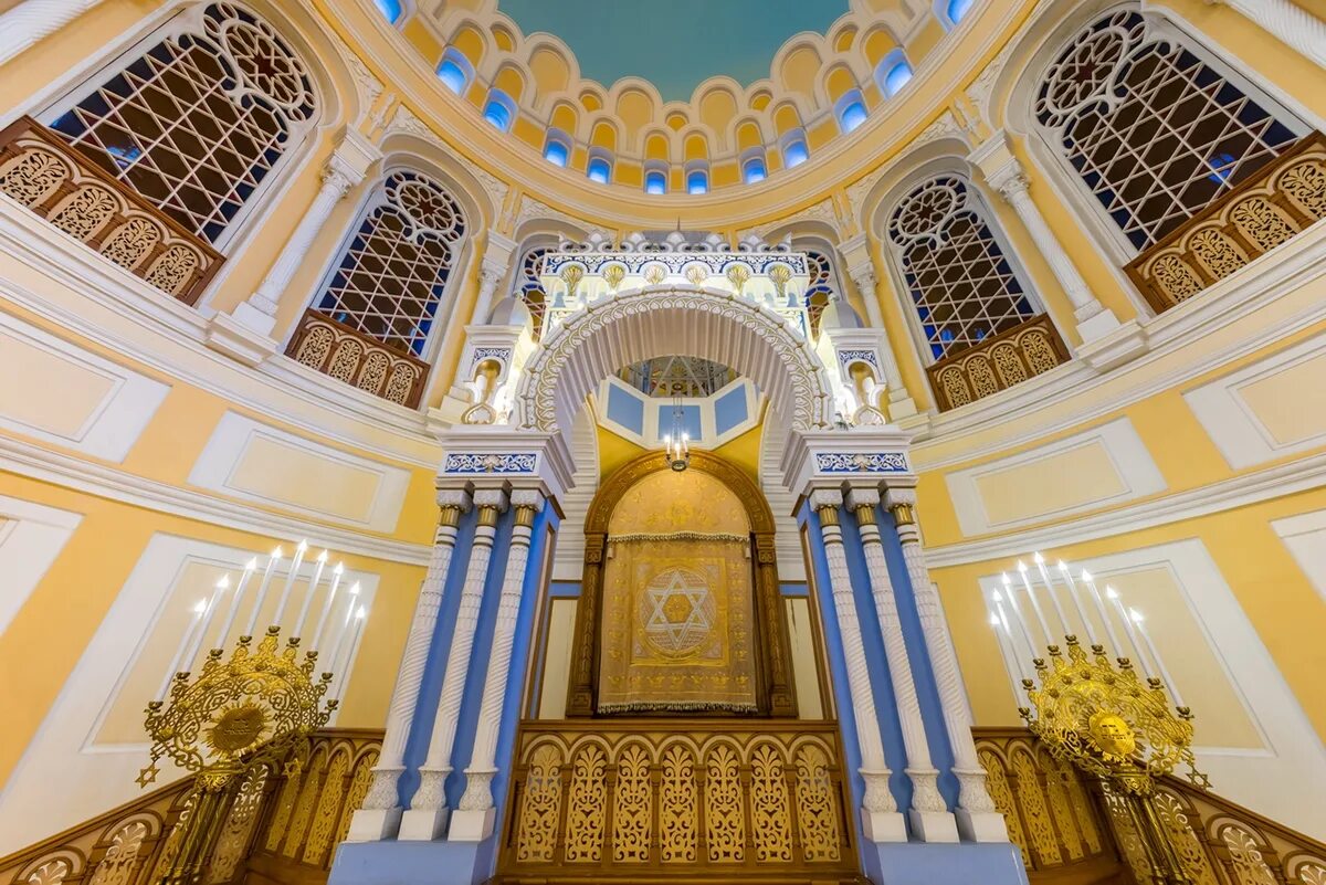Хоральная синагога в Санкт-Петербурге. Большая хоральная синагога. Синагога в России большая хоральная синагога. Большая хоральная синагога Санкт-Петербург внутри.