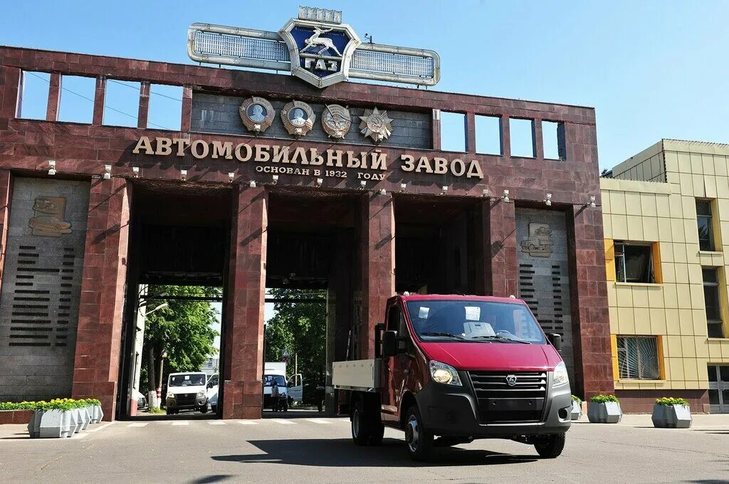 Завод газ нижний новгород. Автомобильный завод газ в нижнем новгороде газель. «горьковский автомобильный завод» (газ). Горьковский автомобильный завод конвейер газель. Нижний новгород горьковский автозавод.
