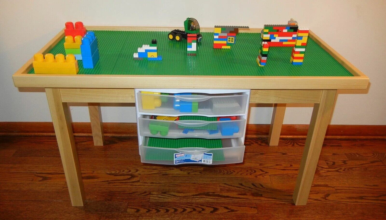 Играть со столом. Стол конструктор. Стол для конструирования для детского сада.