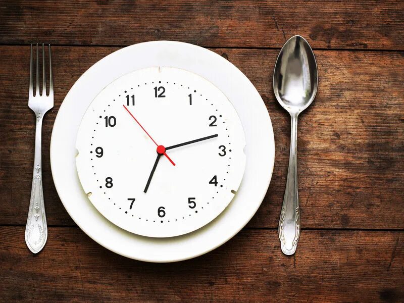Часы переваривания пищи. Время переваривания пищи в желудке. Сколько времени переваривания еда. Время переваривания продуктов в желудке человека таблица.
