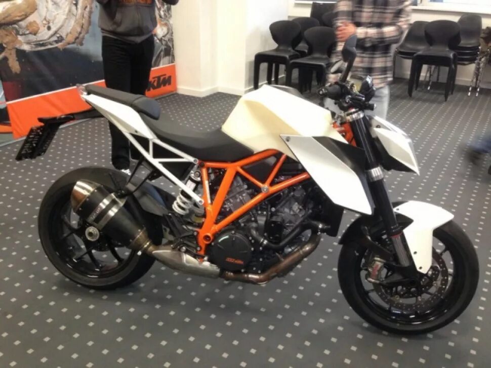 Ktm super duke 1290. Ktm 1290 super duke r. Ktm 1290 super duke r 2015. Ktm 1290 super duke r 2014. Ktm 1290 super duke r 2017.