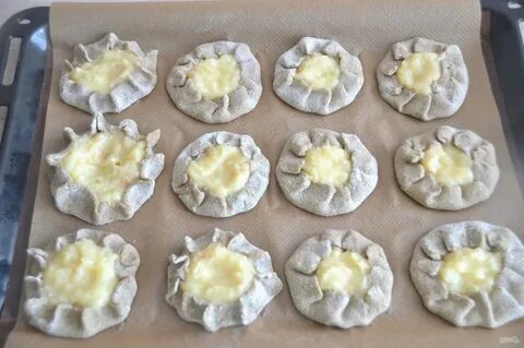 Шаньги из ржаной муки с картошкой
