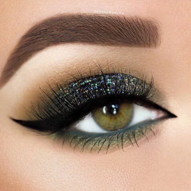 Макияж кошачий глаз для карих глаз Pin by Nane Silva on Maquiagem. Eye makeup, Eye makeup tips, Smokey eye makeup