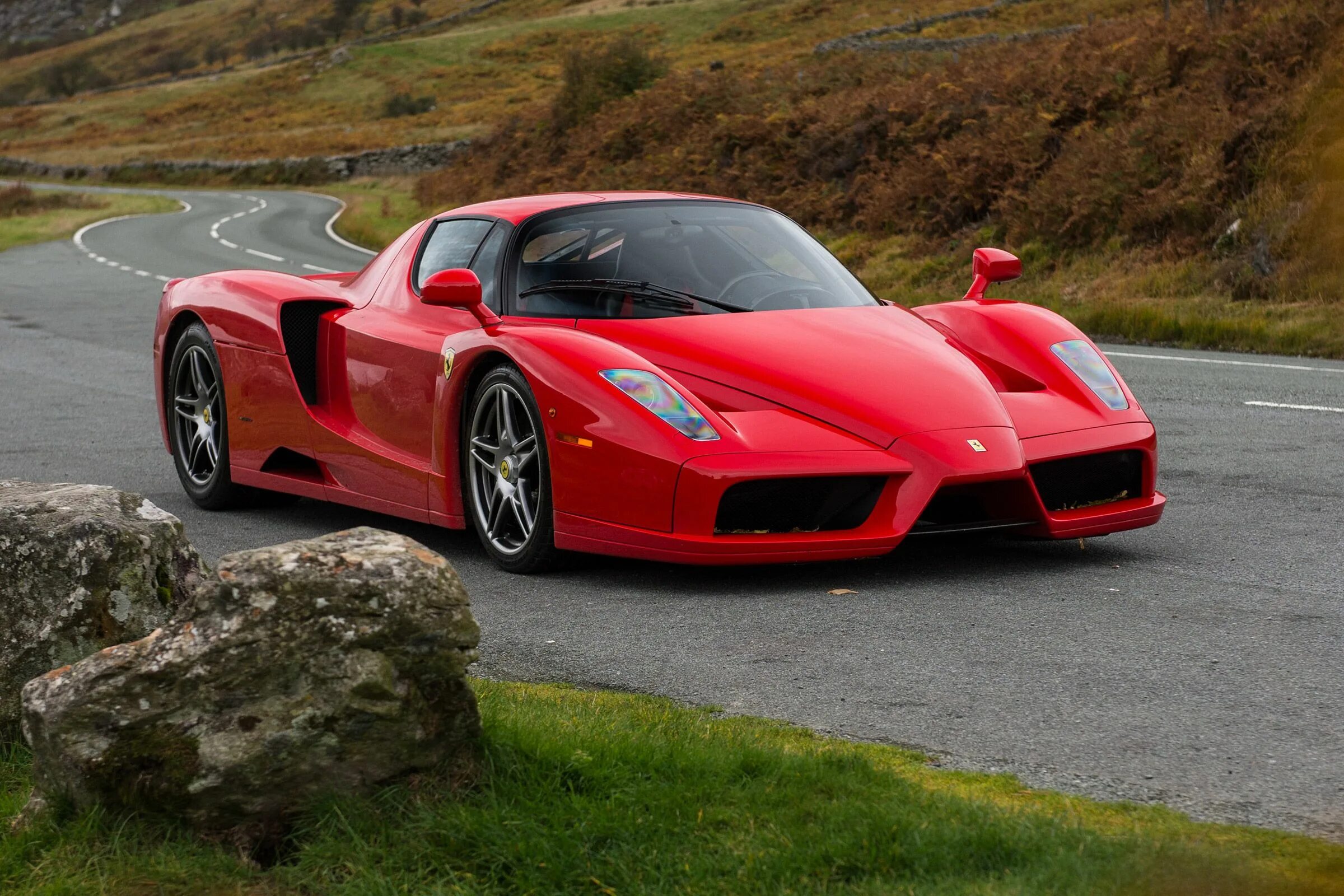 Надо брать! В продаже Ferrari Enzo в заводской пленке! Интересные автомобили Дзе