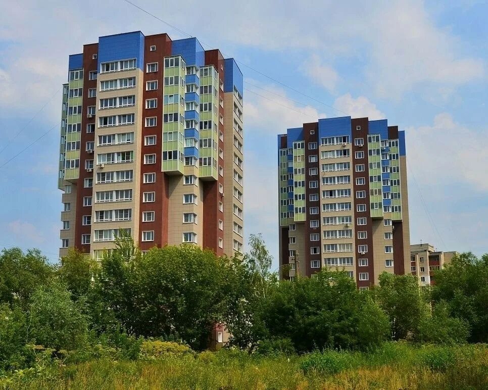 Квартиры ул большая рязань. Ул большая 106 корп 2 рязань. Квартиры ул большая рязань. Большая 102 фото. Улица большая 106 рязань.