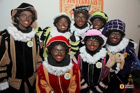 Video: Zwarte Piet 'Blackface' (Black Pete) in Reigersbos - Amste...