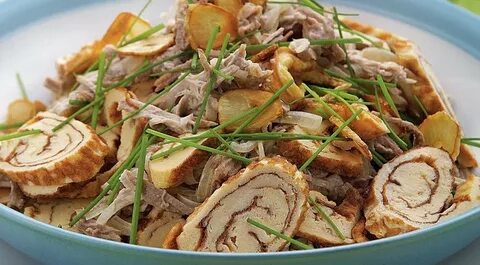 Салат с кур омлетом